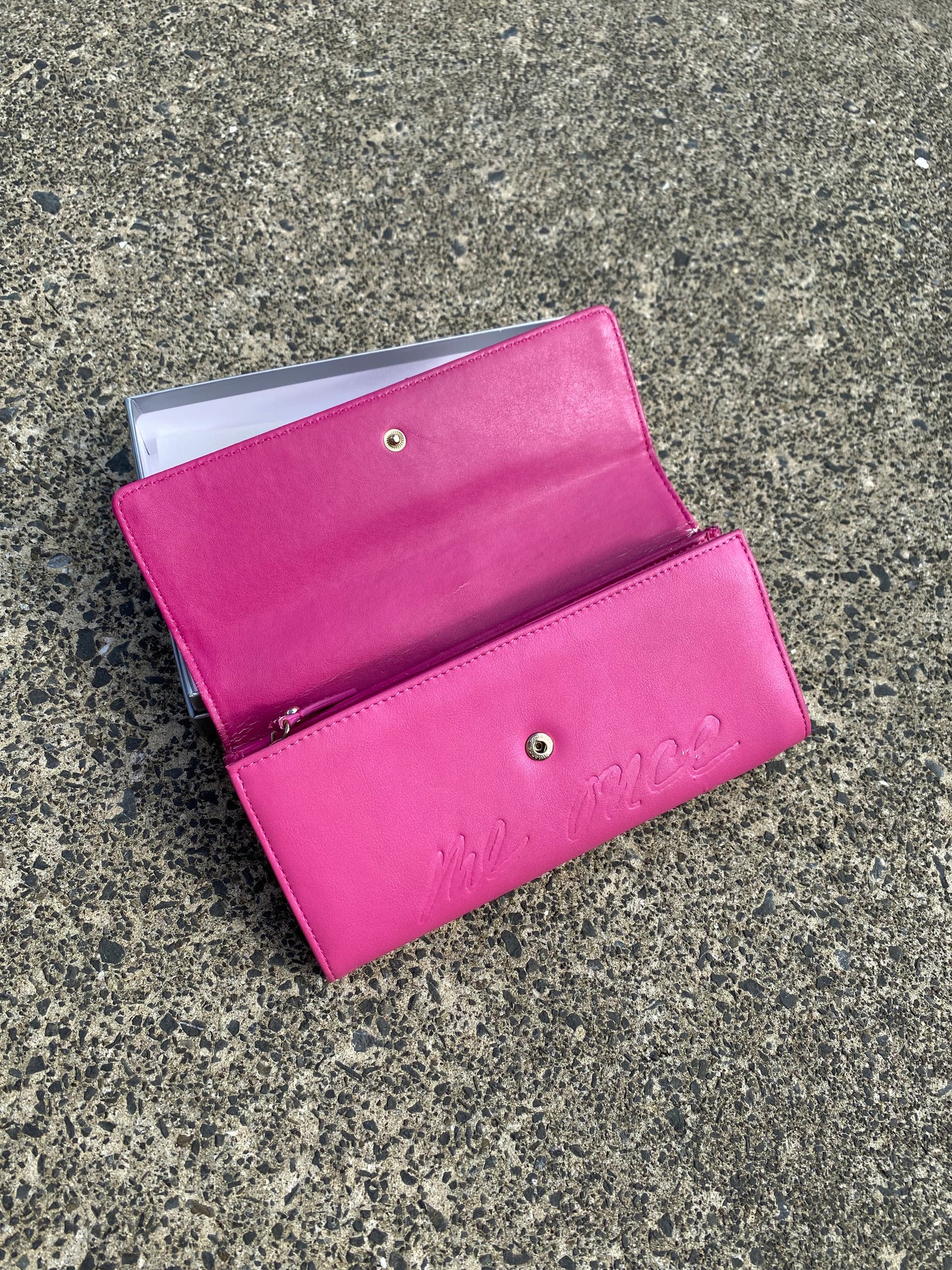 * Vivienne Westwood Pink Anglomania Collab Orb Wallet