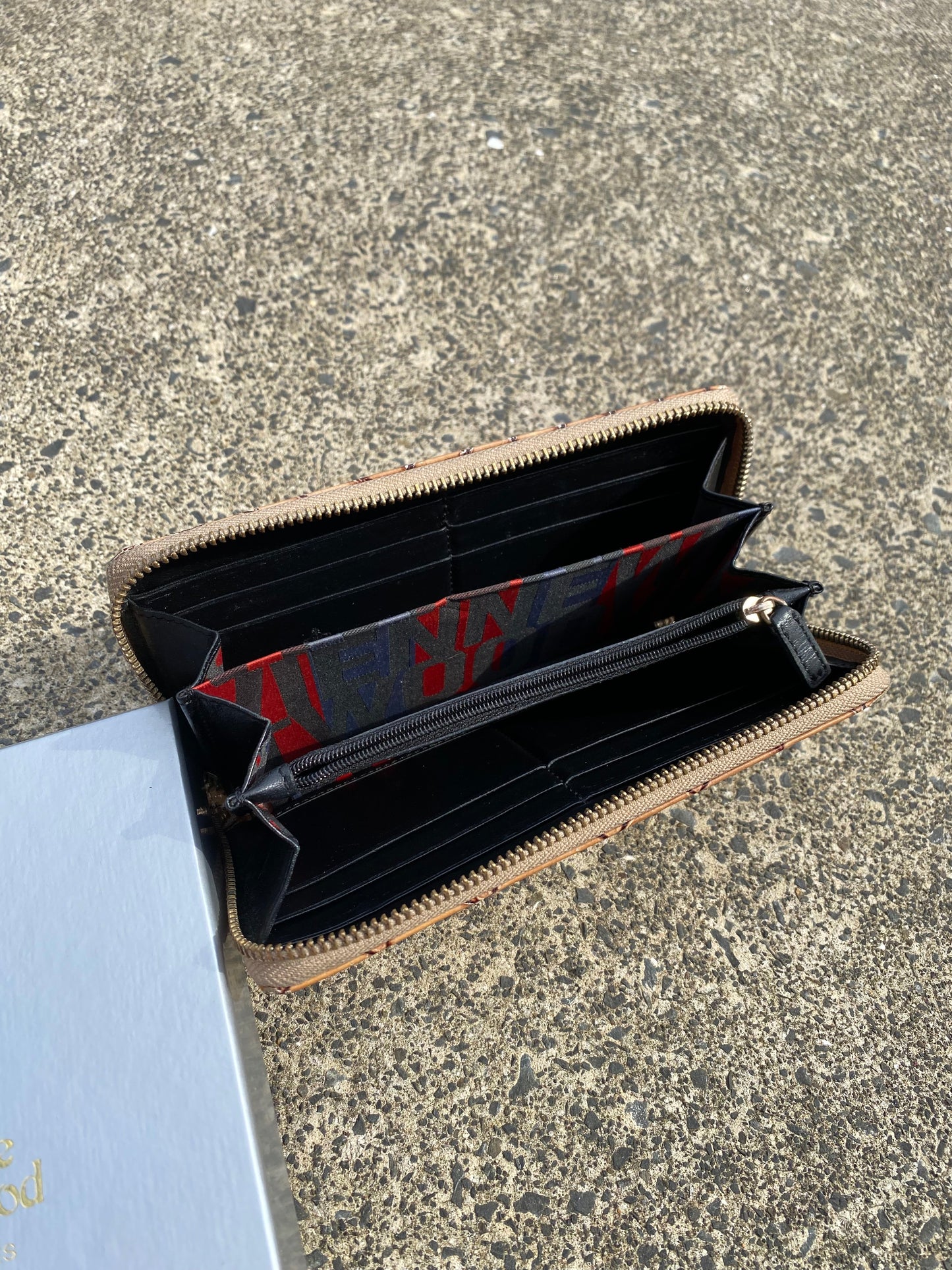 * Vivienne Westwood Croc Zip Orb Wallet