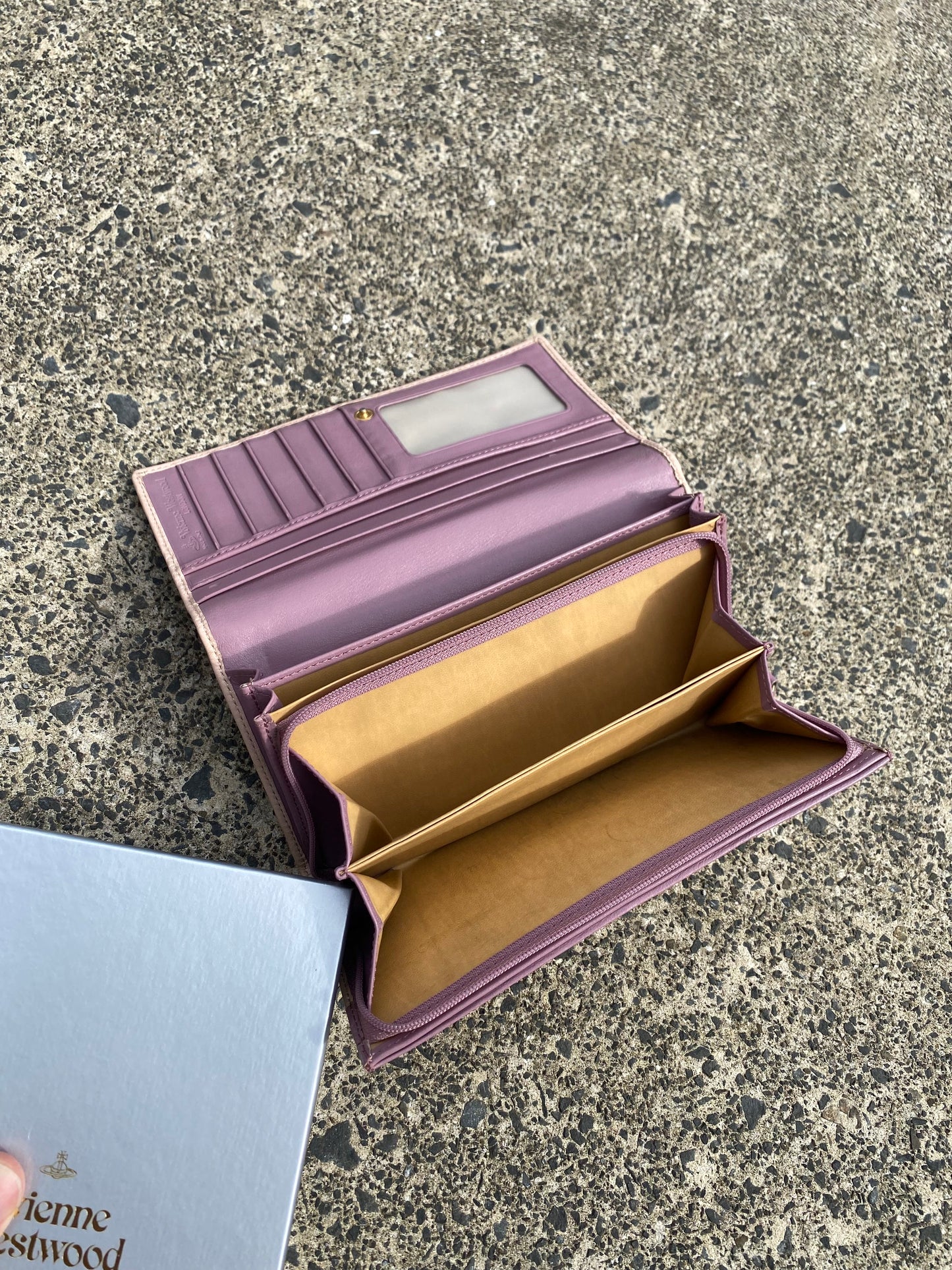 * Vivienne Westwood Bi Fold Pink Orb Wallet