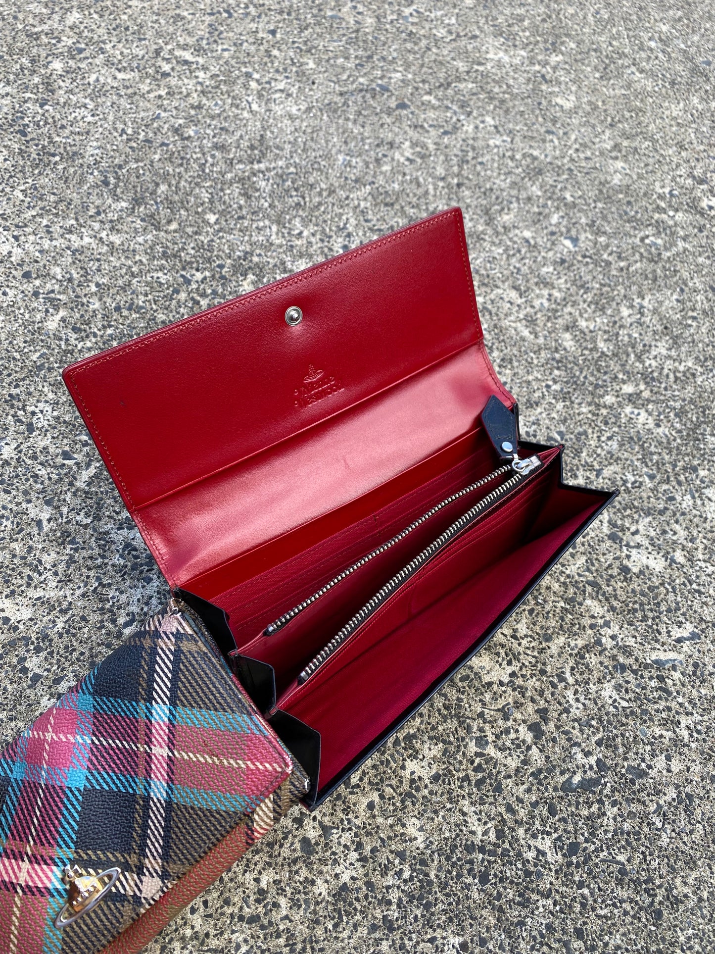 Vivienne Westwood Black Bi Fold Long Wallet