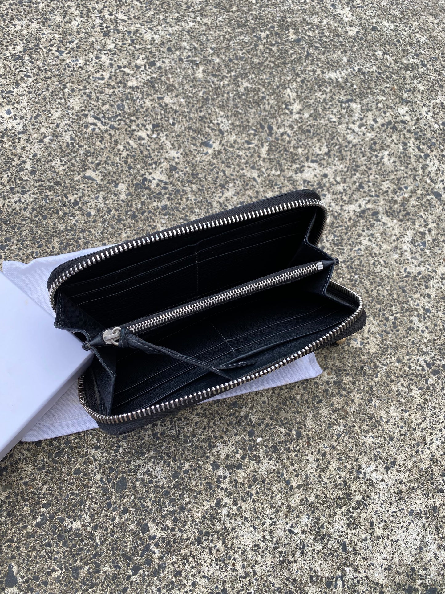 Black Chloe Paddington Wallet - Box & Cloth